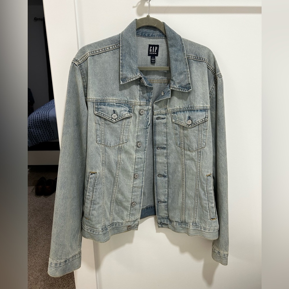 Men’s Denim Jacket